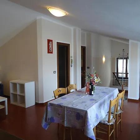 Casa Vittoria V2 * Crone