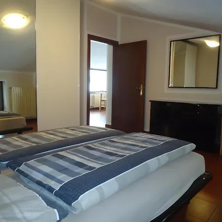 Casa Vittoria V2 公寓 *